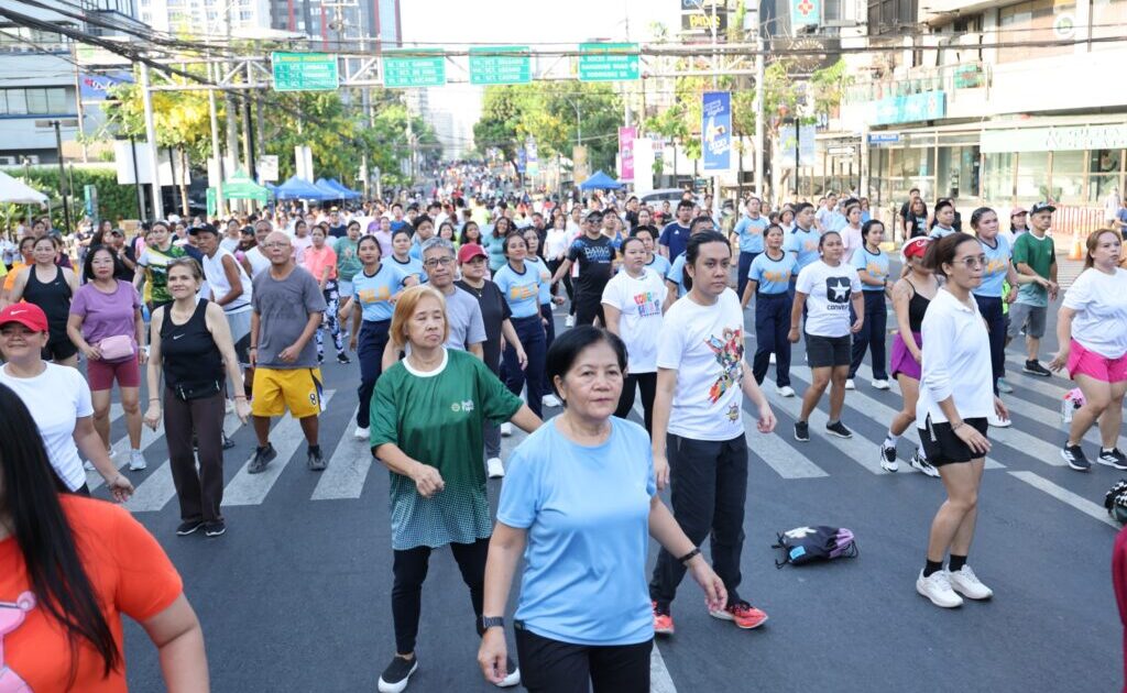 Car-free Carefree Tomas — Car-free, Carefree Tomas Morato Sunday with QC Climate | PhilTweets
