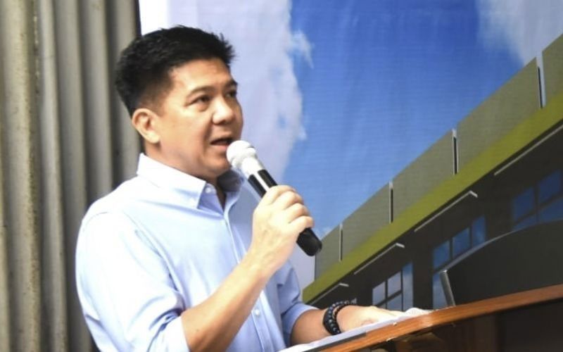 Mike Defensor Family — Mike Defensor: Family no longer tied to raided | PhilTweets